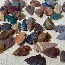 Load image into Gallery viewer, Arrowhead Leather Necklace Flint Real Stone, Primitive Jewelry, Men's Tribal Necklace