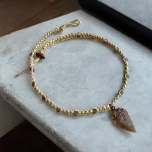 Load image into Gallery viewer, Primitive Flint Arrowhead Necklace – Natural Hemp Cord Design