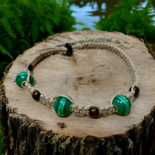 Load image into Gallery viewer, Green Harmony Hemp Necklace With Wooden And Green Glass Beads