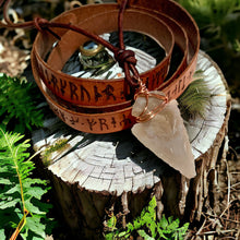 Load image into Gallery viewer, Arrowhead Hemp Necklace – Handmade Flint Stone Tribal Jewelry - Primitive Jewelry