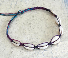 Load image into Gallery viewer, Hemp Necklace Midnight Black with Cowrie Shells - sunnybeachjewelry