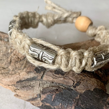 Load image into Gallery viewer, Unisex hemp bracelet, beach and boho style, handmade in USA