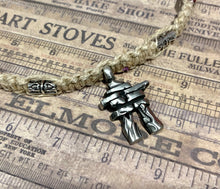 Load image into Gallery viewer, Surfer Phatty Thick Hemp Necklace With Stonehenge