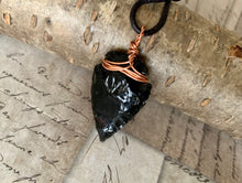Load image into Gallery viewer, Arrowhead Obsidian Leather Necklace – Handmade Primitive Tribal Jewelry for Men