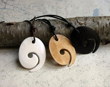 Load image into Gallery viewer, Leather Surfer Necklace With Large Maori Fish Hook Koru - sunnybeachjewelry