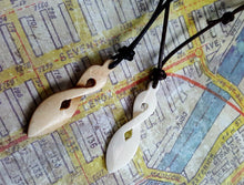Load image into Gallery viewer, Leather Surfer Necklace With Maori Fish Hook Twist - sunnybeachjewelry