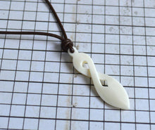 Load image into Gallery viewer, Leather Surfer Necklace With Maori Fish Hook Twist - sunnybeachjewelry