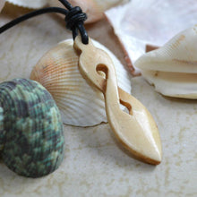 Load image into Gallery viewer, Leather Surfer Necklace With Maori Fish Hook Twist - sunnybeachjewelry