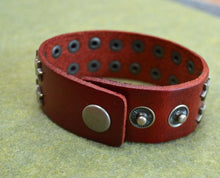 Load image into Gallery viewer, Natural Leather Bracelet Cuff Steel Stars - sunnybeachjewelry