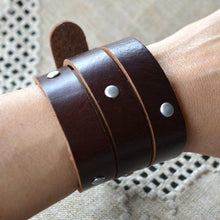 Load image into Gallery viewer, Natural Leather Bracelet Wide Brown - sunnybeachjewelry