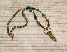 Load image into Gallery viewer, Antler Tip Necklace Green Agate Horn Primitive Jewelry, Tribal Necklace, Rustic Choker OOAK
