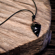 Load image into Gallery viewer, Nightfall Talisman – Real Obsidian Arrowhead Necklace Primitive Jewelry, Men&#39;s Tribal Necklace
