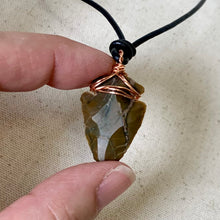 Load image into Gallery viewer, Flint Arrowhead Leather Necklace, Primitive Tribal Pendant, Adjustable Length with Clasp, Men's Rustic Stone Jewelry, Handmade Nature Necklace
