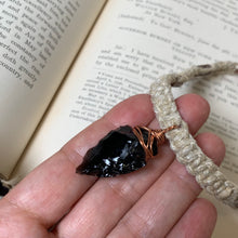 Load image into Gallery viewer, Black Obsidian Arrowhead Necklace – Copper Wrapped Hemp Necklace, Men's Primitive Jewelry
