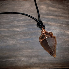 Load image into Gallery viewer, Arrowhead Leather Necklace Flint Real Stone, Primitive Jewelry, Men&#39;s Tribal Necklace
