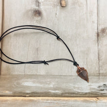 Load image into Gallery viewer, Arrowhead Leather Necklace Flint Real Stone, Primitive Jewelry, Men&#39;s Tribal Necklace
