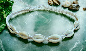 Hemp Necklace White with Cowrie Shells