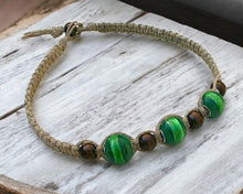 Load image into Gallery viewer, Green Harmony Hemp Necklace With Wooden And Green Glass Beads
