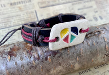Load image into Gallery viewer, Peace Sign Leather Bracelet Unisex Wrist Band
