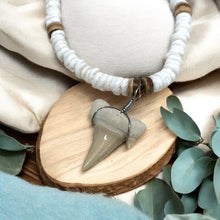 Load image into Gallery viewer, shark necklace
