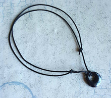 Load image into Gallery viewer, Leather Necklace With Black Hemalyke Donut

