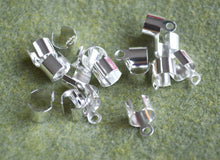 Load image into Gallery viewer, 20-100 Crimp Cord Ends Tip Silver-Plated Brass 7x6mm For 5.5mm Cord Fold Over
