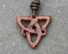 Load image into Gallery viewer, Leather Necklace With Celtic Knot Triskele Red Jade
