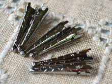 Load image into Gallery viewer, Bolo Tips Gunmetal Steel 33x7mm Bolo Cord Ends Tip Findings - sunnybeachjewelry
