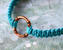Load image into Gallery viewer, Friendship Bracelet Copper Karma Circle On Cotton Cord - sunnybeachjewelry
