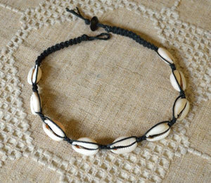 Hemp Necklace Black with Cowrie Shells Beach Jewelry - sunnybeachjewelry