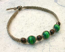 Load image into Gallery viewer, Hemp Necklace With Wooden And Green Glass Beads - sunnybeachjewelry
