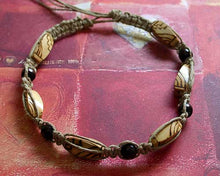 Load image into Gallery viewer, Hemp Necklace With Wooden Beads - sunnybeachjewelry
