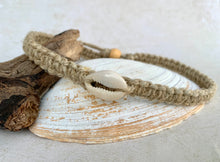 Load image into Gallery viewer, Surfer Phatty Thick Hemp Necklace With Cowrie Shell
