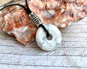 Leather Necklace With White Howlite Donut