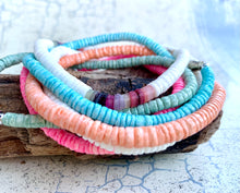 Load image into Gallery viewer, Surfer Puka Shell Bracelet Multicolored
