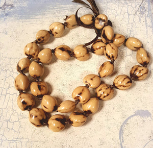 Kukui Nut Lei Necklace Hawaii Tan 32 inches Free Shipping - sunnybeachjewelry