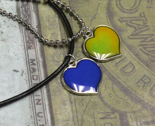 Leather Necklace With Modern Mood Changing Heart Pendant - sunnybeachjewelry