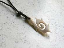Load image into Gallery viewer, Leather Surfer Necklace With Maori Fish Hook Spiked - sunnybeachjewelry
