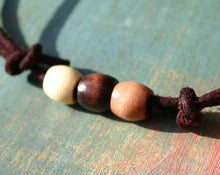 Load image into Gallery viewer, Leather Surfer Necklace Wooden Beads - sunnybeachjewelry
