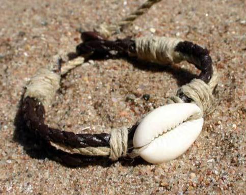Natural Leather And Hemp Bracelet Brown Cowrie Shell - sunnybeachjewelry