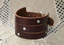 Load image into Gallery viewer, Natural Leather Bracelet Wide Brown - sunnybeachjewelry
